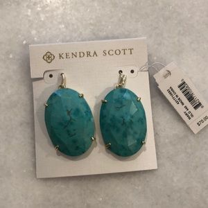 NWT Kendra Scott Mary earrings
